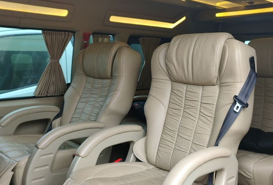 Rental Hiace Premio Ke Danau Segara Anak